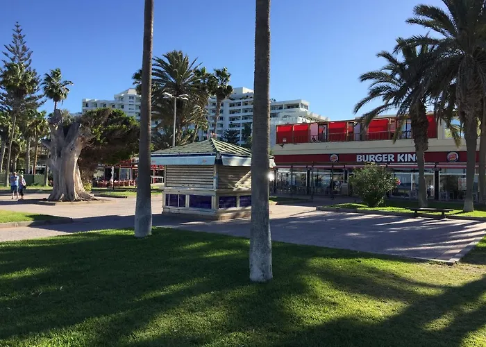 Lux&2jacuzzi. New! Golden Mile Americas, Parque Santiago 2. Pool Heated Sea Water 2 Bdr Apartman *