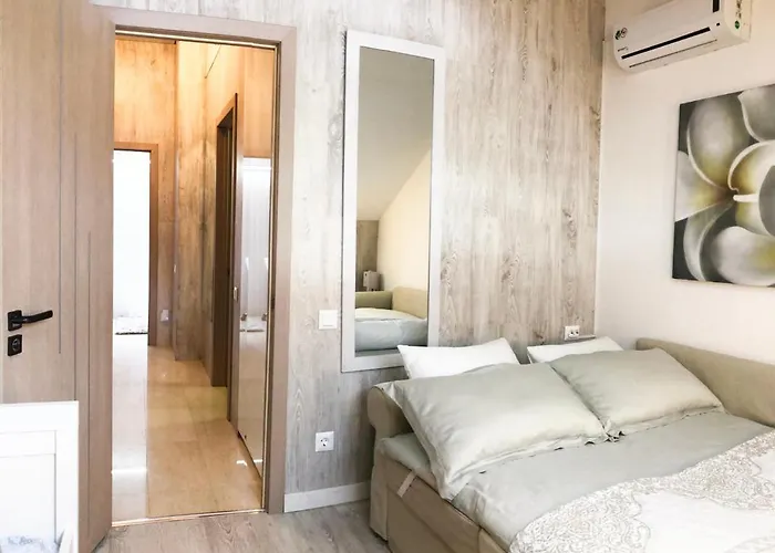 Lux&2jacuzzi. New! Golden Mile Americas, Parque Santiago 2. Pool Heated Sea Water 2 Bdr Playa de las Americas (Tenerife)